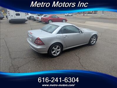 2001 Mercedes-Benz SLK SLK 320   - Photo 6 - Grand Rapids, MI 49548