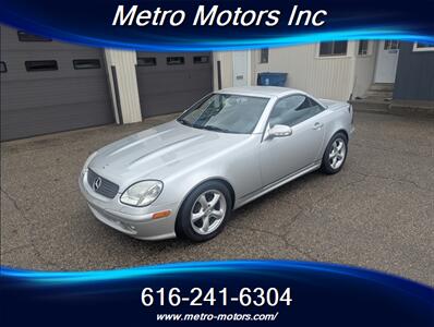 2001 Mercedes-Benz SLK SLK 320   - Photo 2 - Grand Rapids, MI 49548