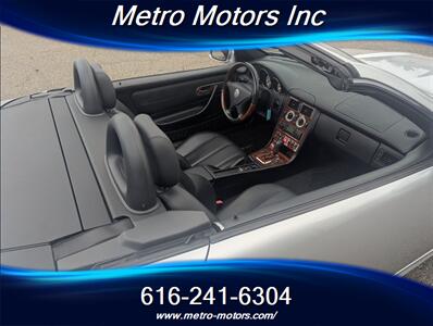 2001 Mercedes-Benz SLK SLK 320   - Photo 17 - Grand Rapids, MI 49548