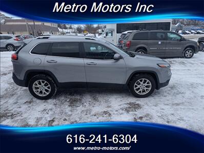 2014 Jeep Cherokee Latitude   - Photo 3 - Grand Rapids, MI 49548