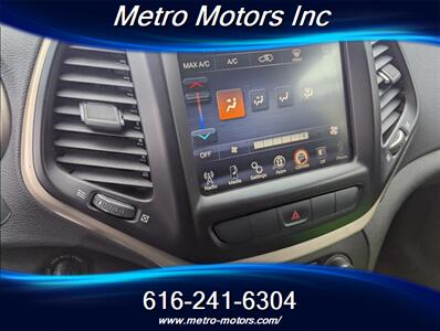2014 Jeep Cherokee Latitude   - Photo 9 - Grand Rapids, MI 49548