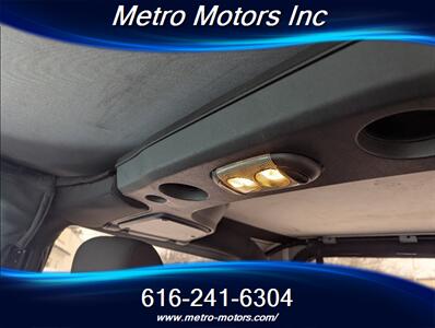 2017 Jeep Wrangler Sport   - Photo 16 - Grand Rapids, MI 49548