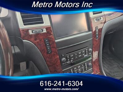 2012 Cadillac Escalade EXT Luxury   - Photo 17 - Grand Rapids, MI 49548