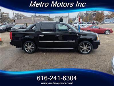 2012 Cadillac Escalade EXT Luxury   - Photo 6 - Grand Rapids, MI 49548