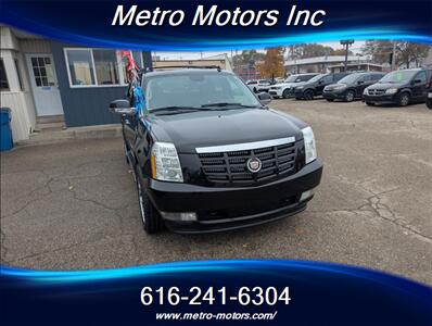 2012 Cadillac Escalade EXT Luxury   - Photo 4 - Grand Rapids, MI 49548