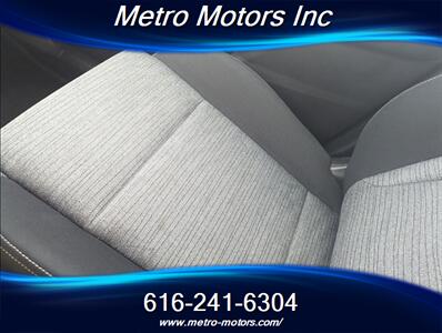 2021 Nissan Rogue SV   - Photo 15 - Grand Rapids, MI 49548