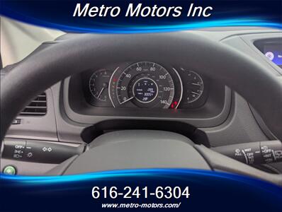 2015 Honda CR-V LX   - Photo 18 - Grand Rapids, MI 49548