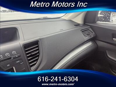 2015 Honda CR-V LX   - Photo 16 - Grand Rapids, MI 49548