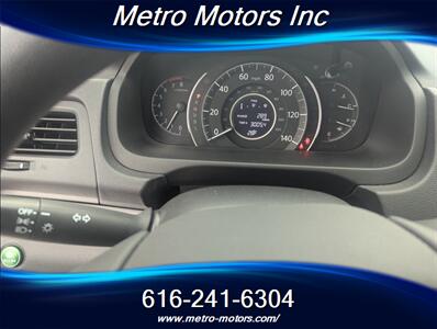 2015 Honda CR-V LX   - Photo 11 - Grand Rapids, MI 49548