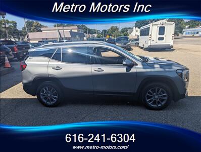 2023 GMC Terrain SLT   - Photo 6 - Grand Rapids, MI 49548