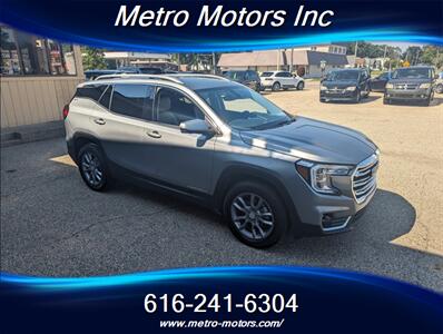2023 GMC Terrain SLT   - Photo 5 - Grand Rapids, MI 49548