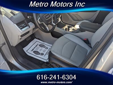 2023 GMC Terrain SLT   - Photo 14 - Grand Rapids, MI 49548