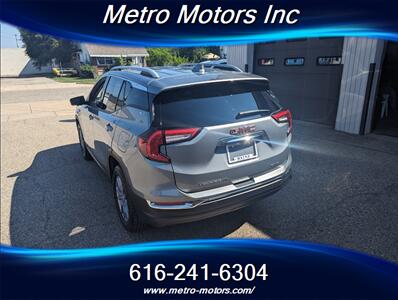 2023 GMC Terrain SLT   - Photo 9 - Grand Rapids, MI 49548