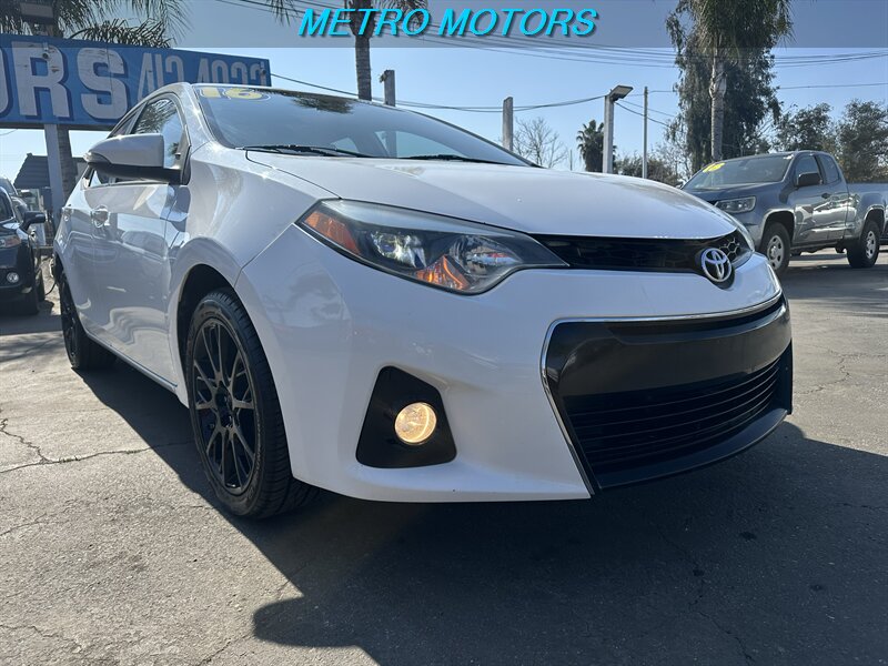 2016 Toyota Corolla S  