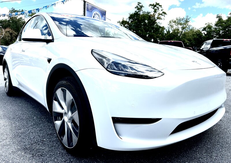 2021 Tesla Model Y  Long Range