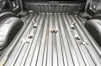 2021 Ford F-350 Crew Cab LARIAT 4X4 - Photo 10 - Finksburg, MD 21048