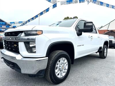 2022 Chevrolet Silverado 2500 LT  Crew Cab LT 4X4 - Photo 2 - Finksburg, MD 21048