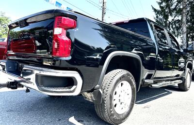 2020 Chevrolet Silverado 2500  Crew Cab LT 4X4 - Photo 3 - Finksburg, MD 21048