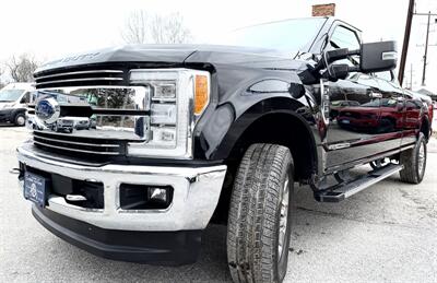 2018 Ford F-350 Crew Cab LARIAT 4X4 - Photo 2 - Finksburg, MD 21048