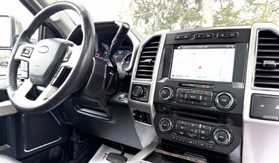 2018 Ford F-350 Crew Cab LARIAT 4X4 - Photo 12 - Finksburg, MD 21048