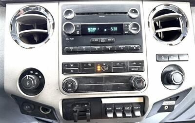 2015 Ford F-350  Crew Cab XLT 4X4 - Photo 17 - Finksburg, MD 21048