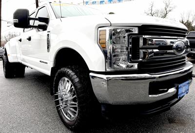 2019 Ford F-350 XLT  Crew Cab XLT 4x4 DRW Truck