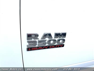 2016 RAM 3500 SLT  Crew Cab Trademan C&C 4X4 DRW - Photo 24 - Finksburg, MD 21048