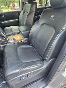 2014 INFINITI QX80 - Photo 9 - North Easton, MA 02356