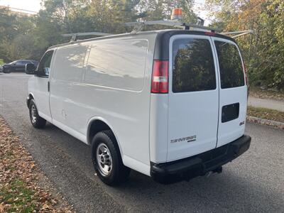 2015 GMC Savana 3500 - Photo 2 - North Easton, MA 02356