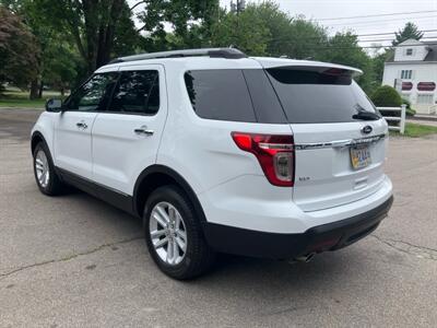 2014 Ford Explorer XLT   - Photo 2 - North Easton, MA 02356