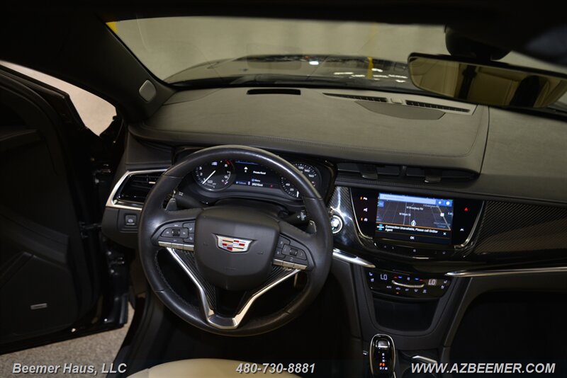 2021 Cadillac XT6 Sport photo
