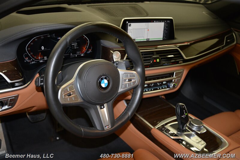 2020 BMW 7-Series 750i xDrive photo
