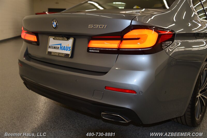 2021 BMW 5-Series 530i photo