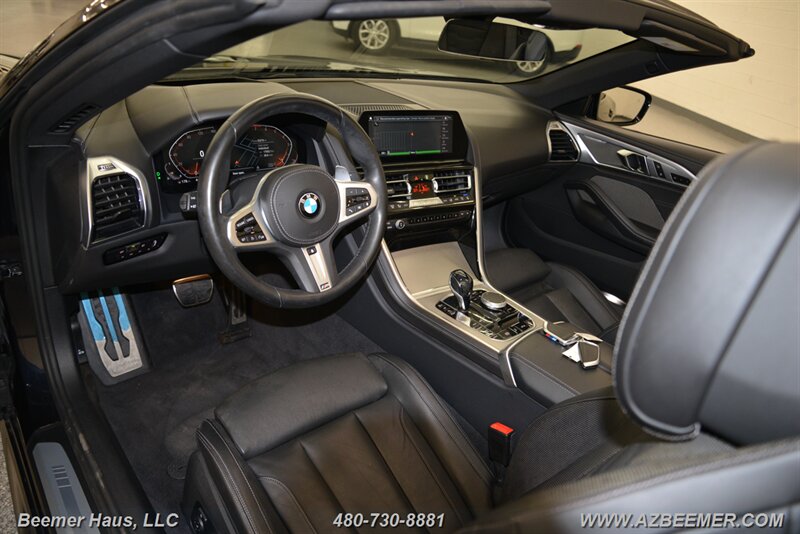 2020 BMW 8-Series 840i photo