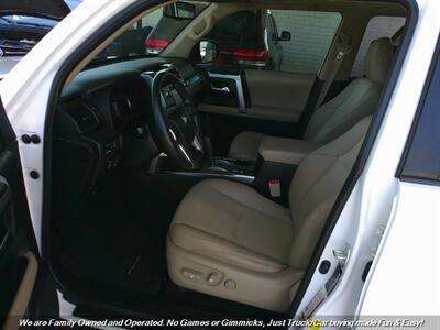 2018 Toyota 4Runner SR5 Premium - Photo 13 - Mesa, AZ 85202