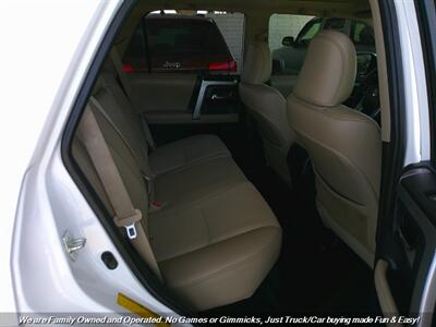 2018 Toyota 4Runner SR5 Premium - Photo 24 - Mesa, AZ 85202