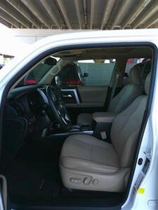 2018 Toyota 4Runner SR5 Premium - Photo 14 - Mesa, AZ 85202