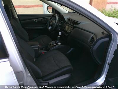 2019 Nissan Rogue S   - Photo 28 - Mesa, AZ 85202