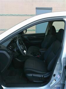 2019 Nissan Rogue S   - Photo 16 - Mesa, AZ 85202