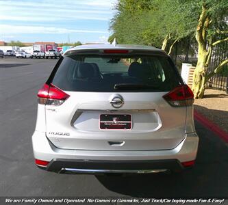 2019 Nissan Rogue S   - Photo 4 - Mesa, AZ 85202