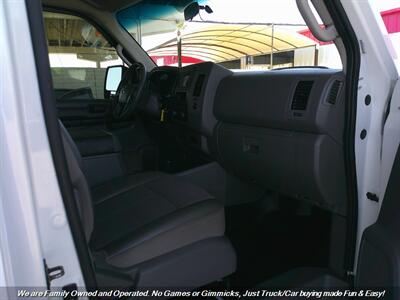 2014 Nissan NV 2500 HD SV   - Photo 17 - Mesa, AZ 85202