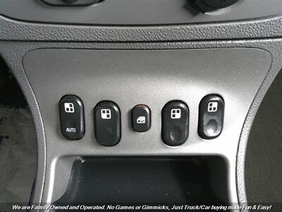 2006 Chevrolet HHR LT - Photo 38 - Mesa, AZ 85202