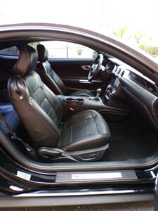 2021 Ford Mustang GT Premium - Photo 18 - Mesa, AZ 85202