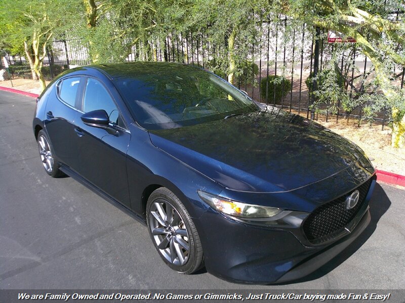 2021 Mazda Mazda3 Hatchback Select  