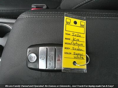 2020 Kia Optima EX Premium   - Photo 50 - Mesa, AZ 85202