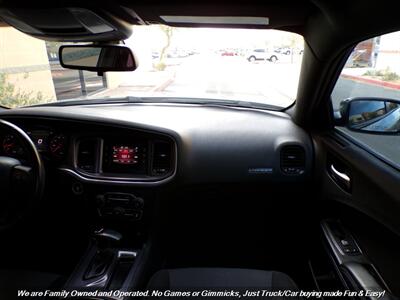 2017 Dodge Charger SE   - Photo 33 - Mesa, AZ 85202