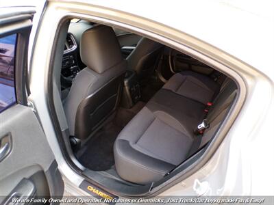 2017 Dodge Charger SE   - Photo 19 - Mesa, AZ 85202