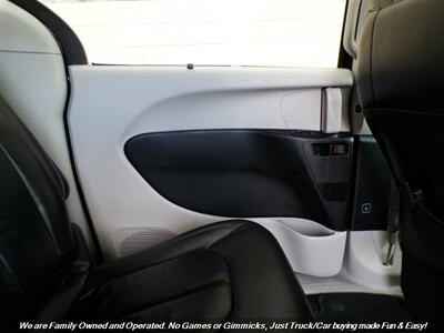 2018 Chrysler Pacifica Touring L   - Photo 31 - Mesa, AZ 85202