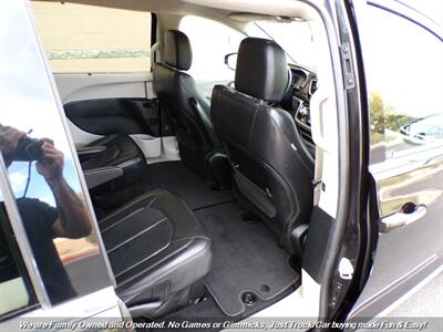 2018 Chrysler Pacifica Touring L   - Photo 26 - Mesa, AZ 85202