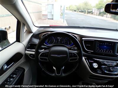 2018 Chrysler Pacifica Touring L   - Photo 41 - Mesa, AZ 85202